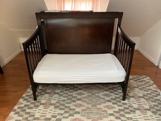 Walnut espresso convertible crib/daybed with rocking chair