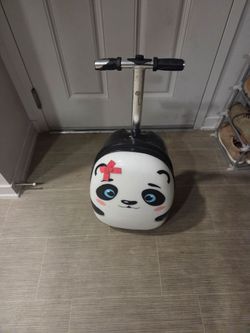 Kids luggage with kick scooter
