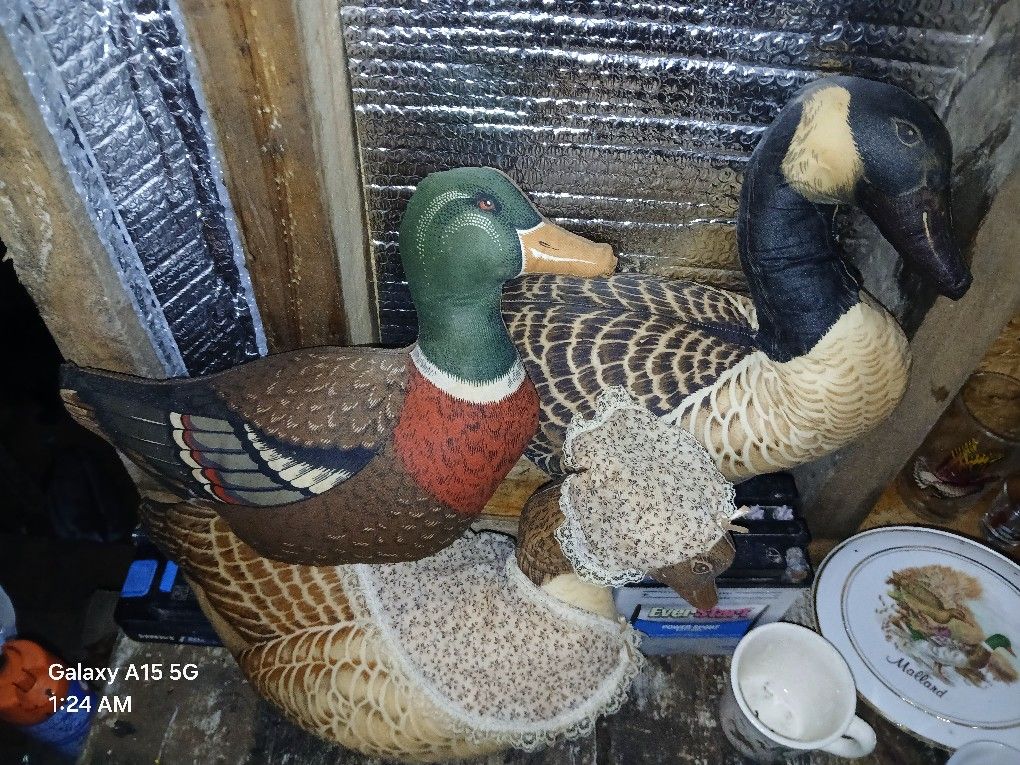 Vintage Duck Plush X3