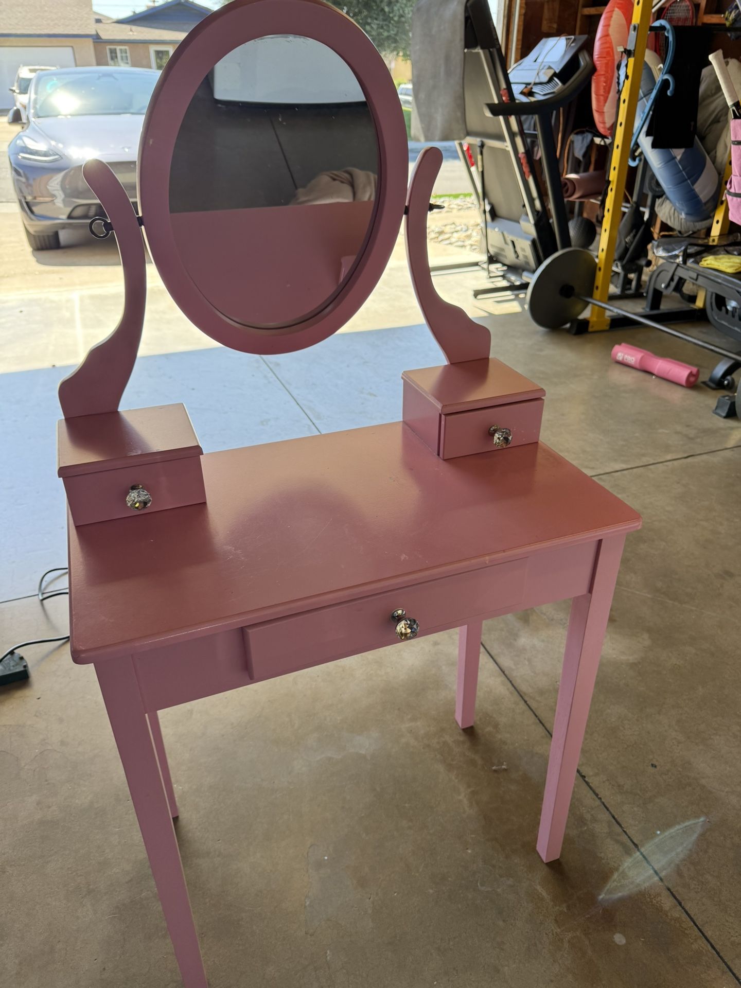 Vanity Table