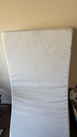 2 memory foam mattresses