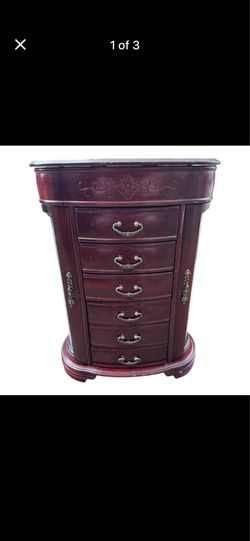 Jewelry box