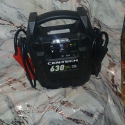 630 Peak Amp Portable Car Battery Jump Starter and Power Pack