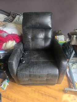 Eclipse power lift 3 recliner