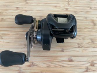 Shimano Curado 200 HG w/ 15lbs braid
