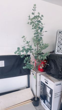 Artificial Tree with Pot