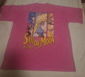 Sailor Moon shirt XL