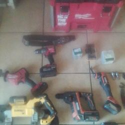 Milwaukee Packout W Tools