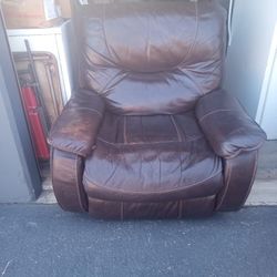 Free Brown Leather Sofa Recliner