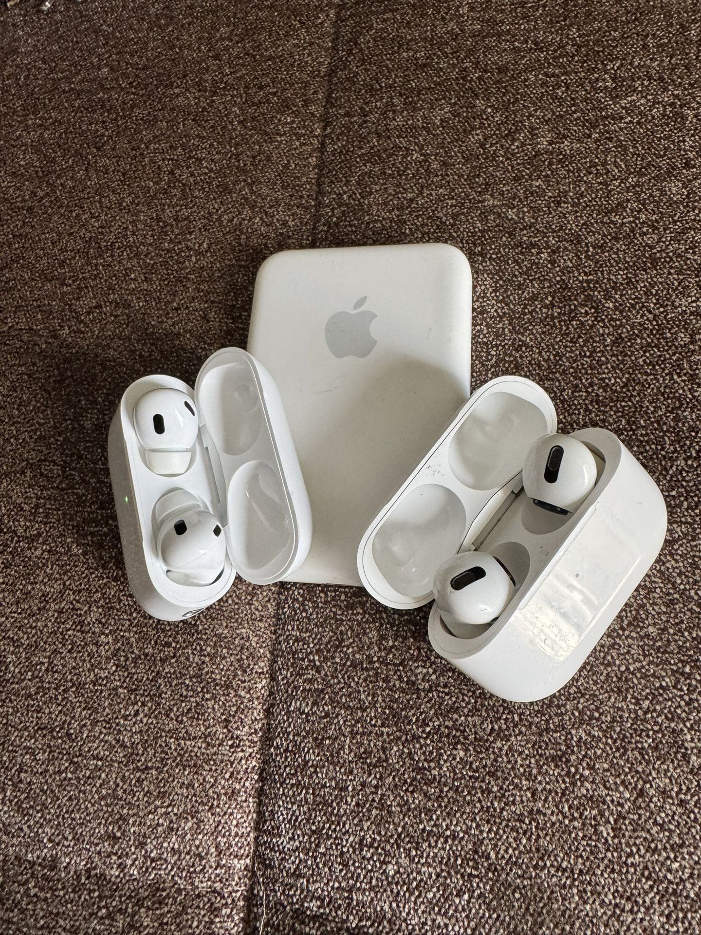 AirPods And iPhone Portable Charger
