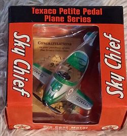 Texaco Sky Chief Petite Pedal Plane Die Cast new in box