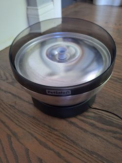 PetSafe HydroSphere™ 60 oz Stainless Steel Fountain,
