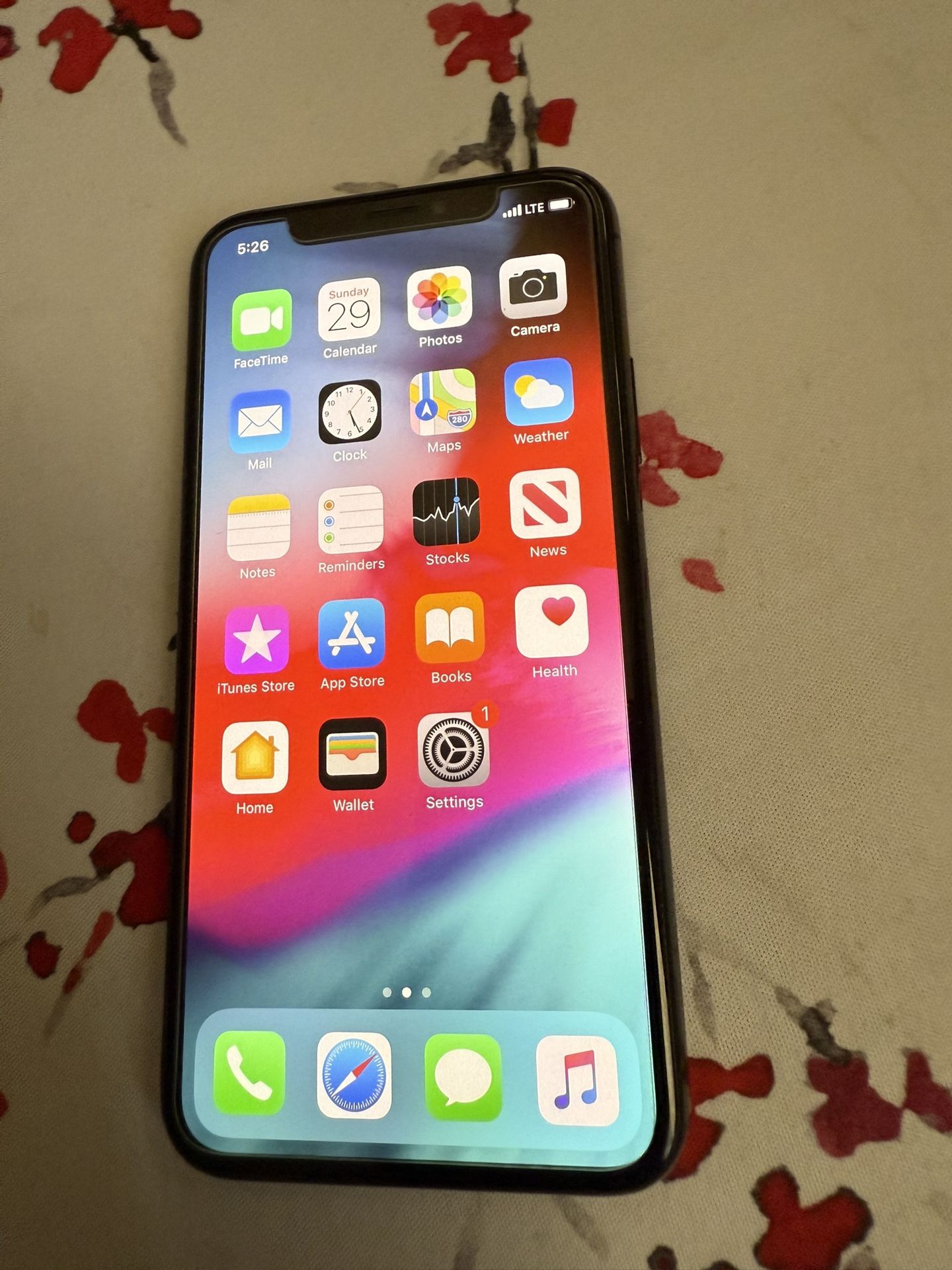 Apple iPhone X 64gb Unlocked All Carriers Clean Imei
