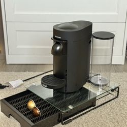 FS: Nespresso  Vertuo  coffee maker