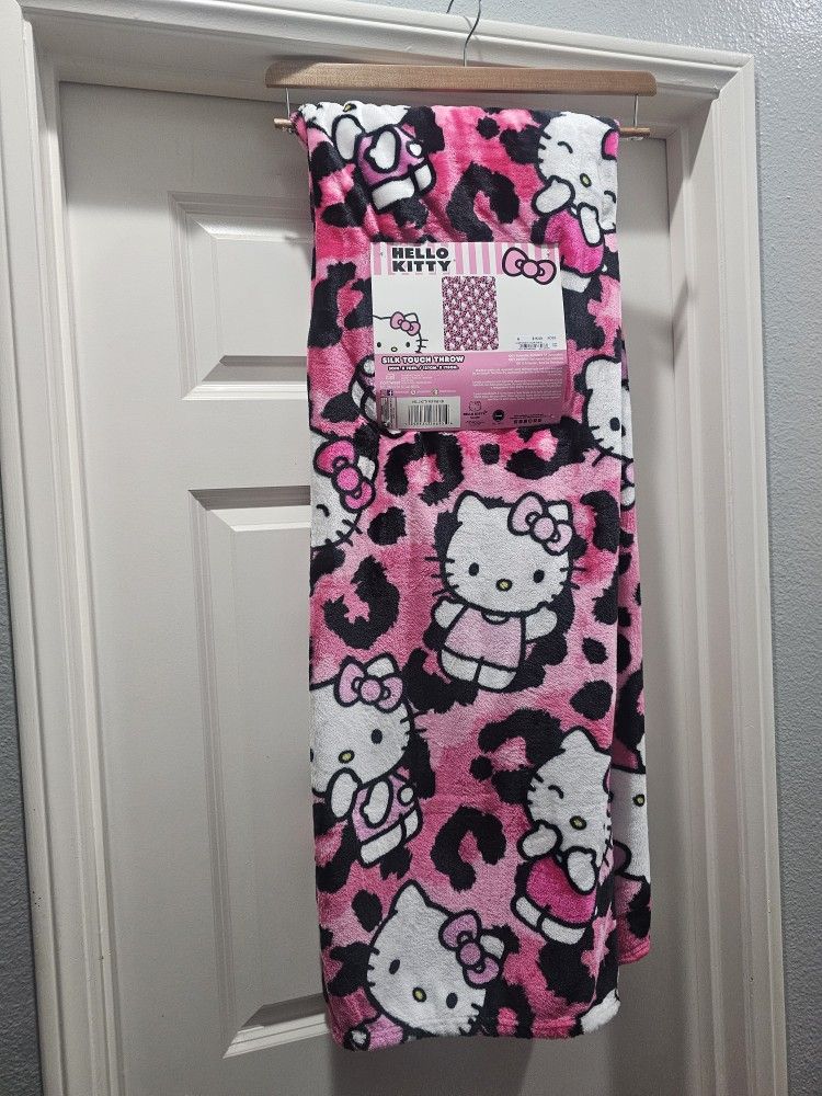 Hello Kitty Blanket