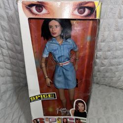 Vintage Spice Girls Victoria Posh Girl Power 11.5" Doll 1997