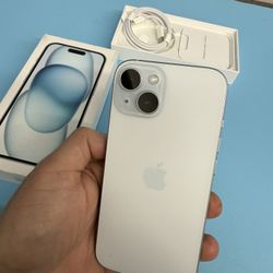 iPhone 15 Unlocked For Any Carriers 128gb ( Liberado)