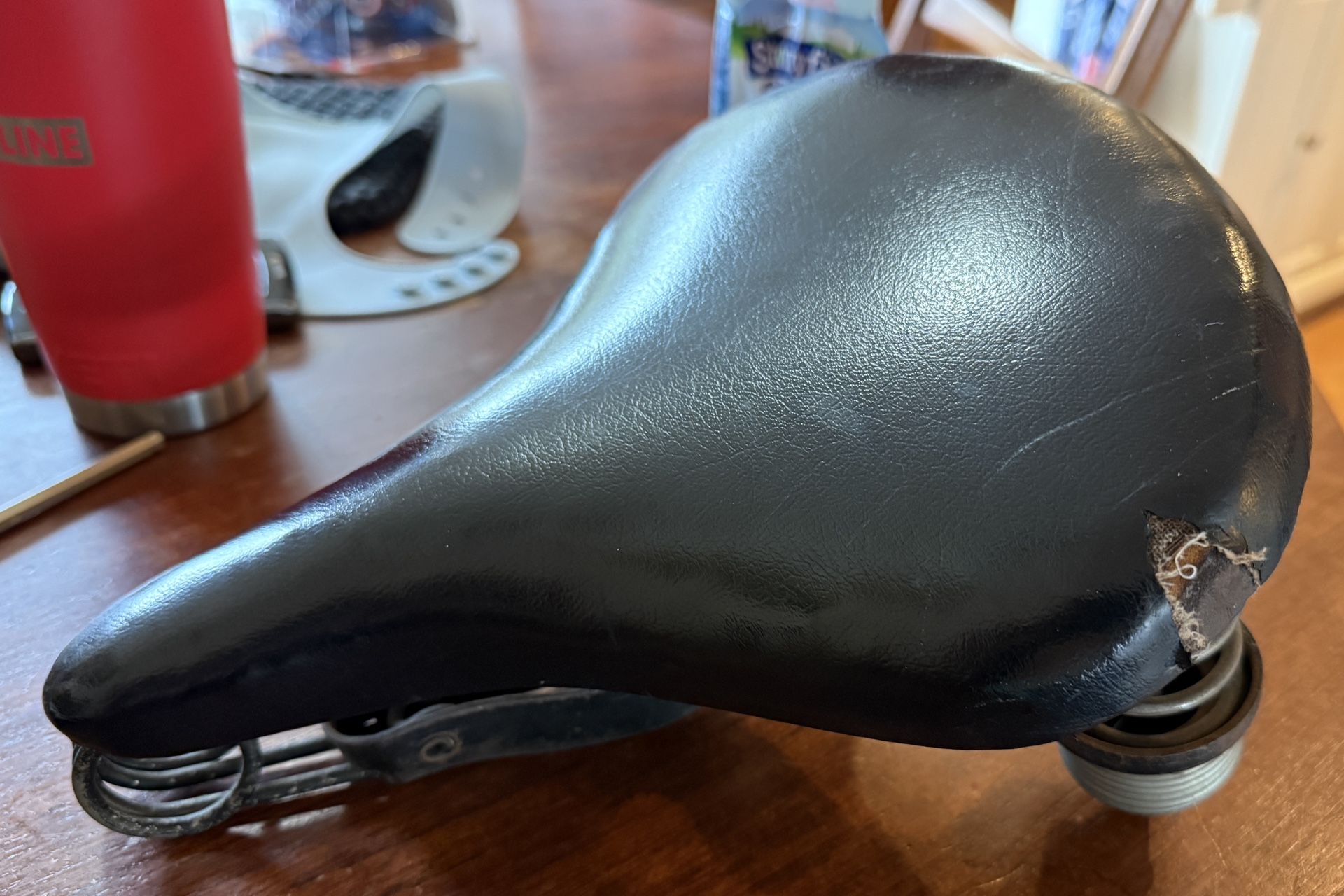 Persons Schwinn Cruiser Deluxe Saddle Bike Seat Cruiser