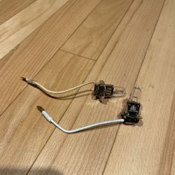 Pair of H3 Halogen Bulbs – Sylvania SilverStar + OEM – 55W