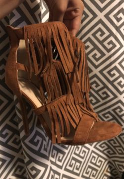 Fringe heels size 6.5 woman’s