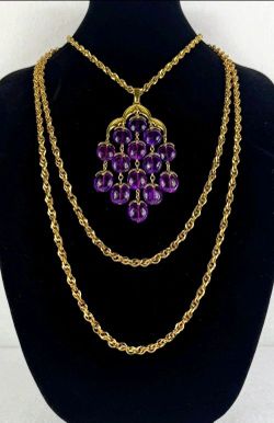 Crown Trifari Vintage 1950s Long Layers Purple Lucite Waterfall Pendant Necklace