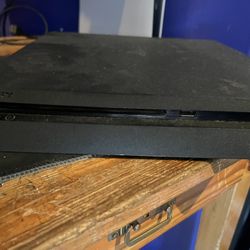 PS4 Used NO CONTROLLER 