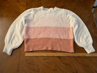 Gorgeous Like New Lauren Conrad Sweater - Soft - Large