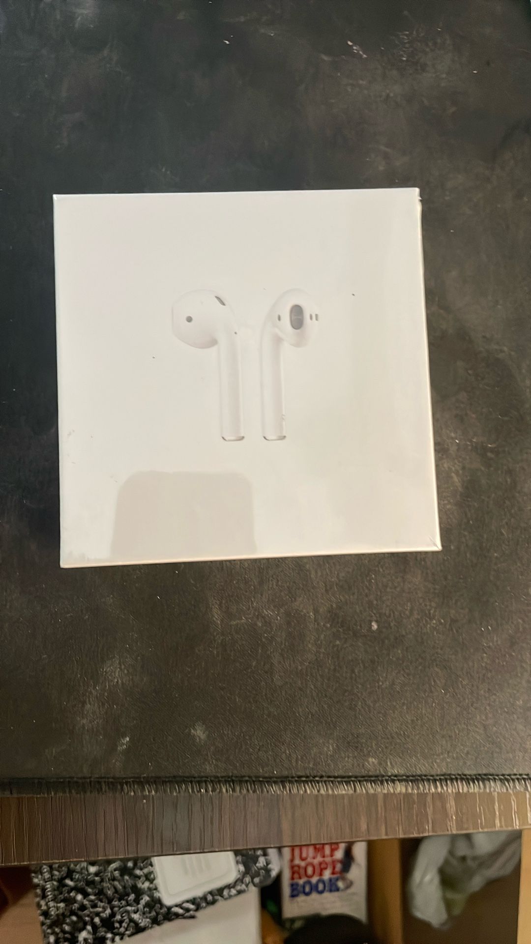 AirPods