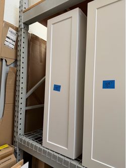 White upper kitchen cabinets 42”in