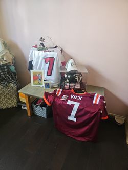 Signed MICHAEL VICK Helmet