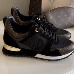 Louis Vuitton Sneakers Size 7