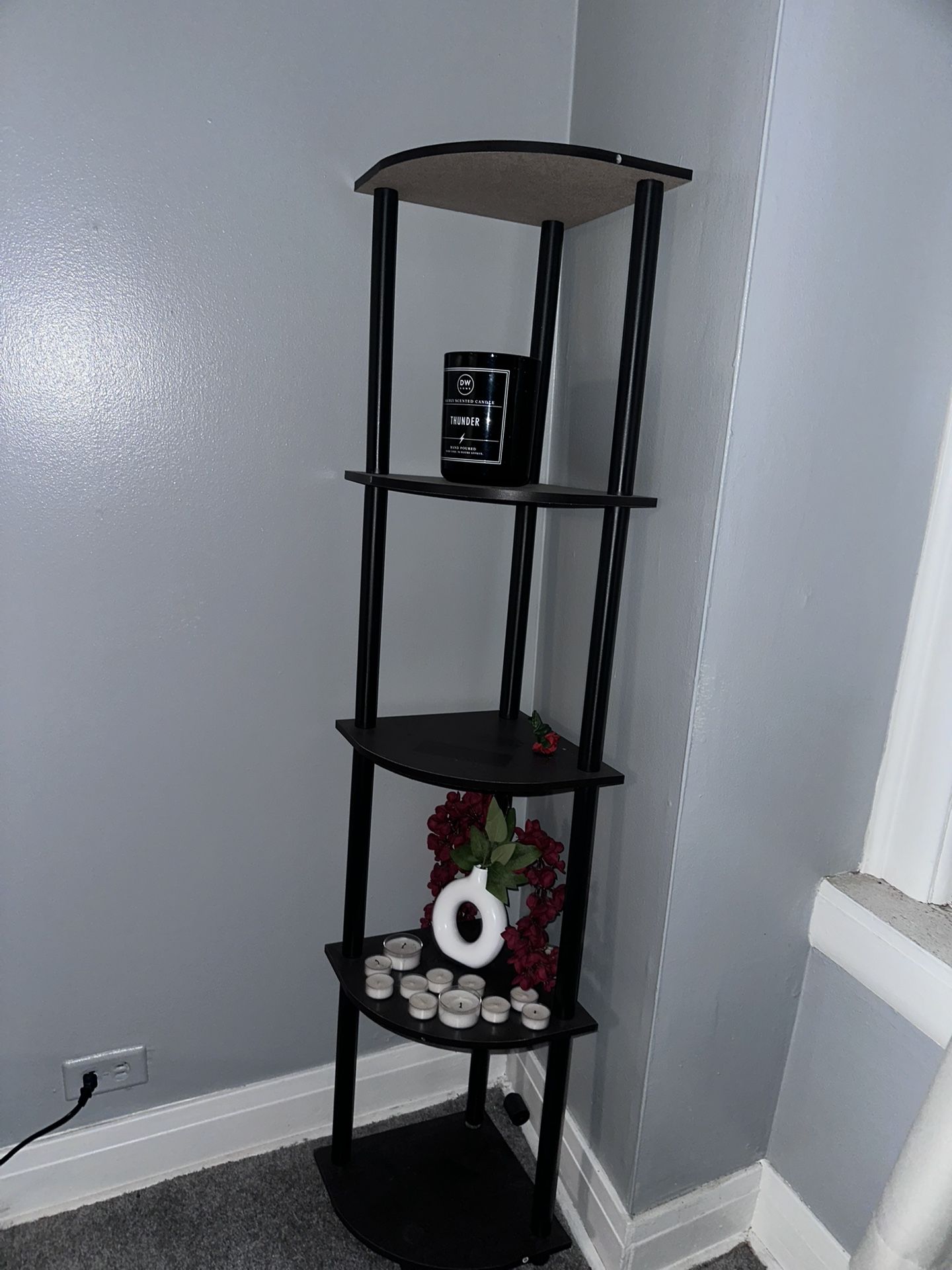 corner shelf’s