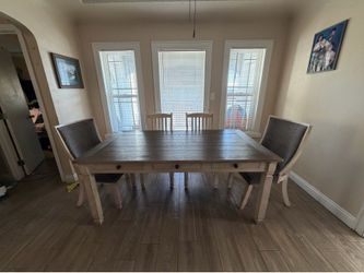 Dinning Table