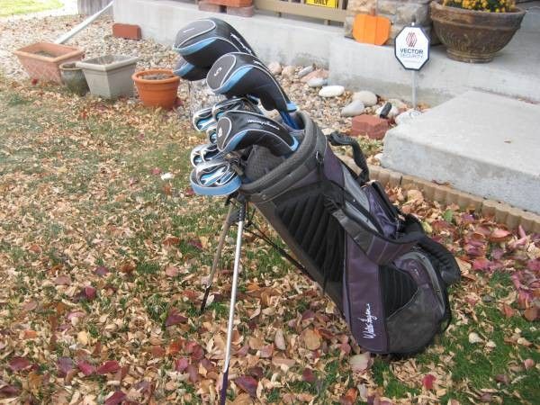 Tommy Armour Royal Scot Womens Ladies Golf Club Set with Walter Hagen Stand