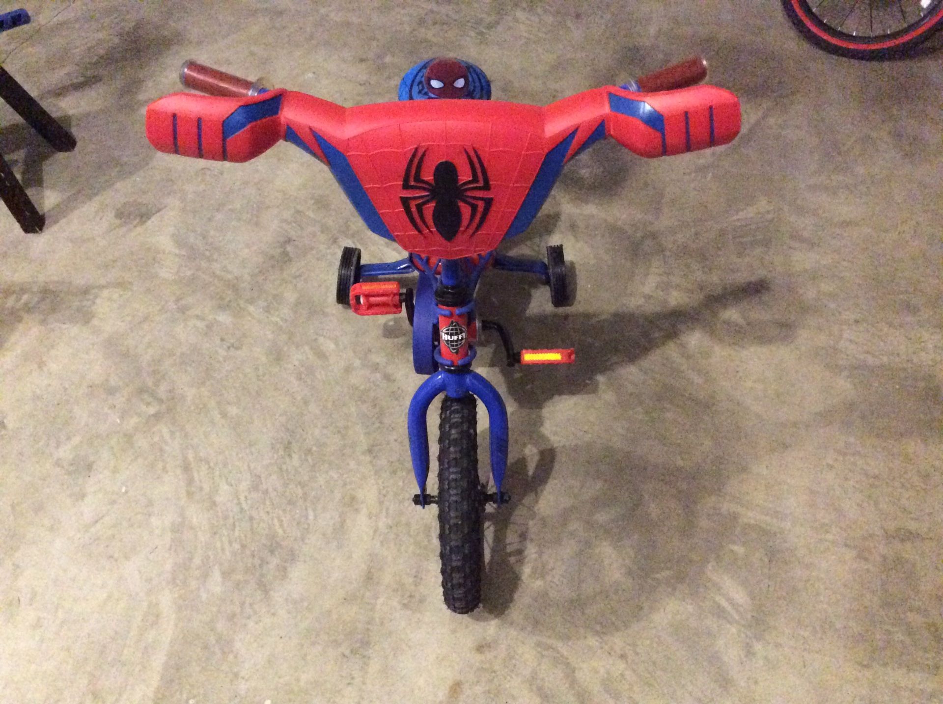 Huffy kids spider man bike 12”