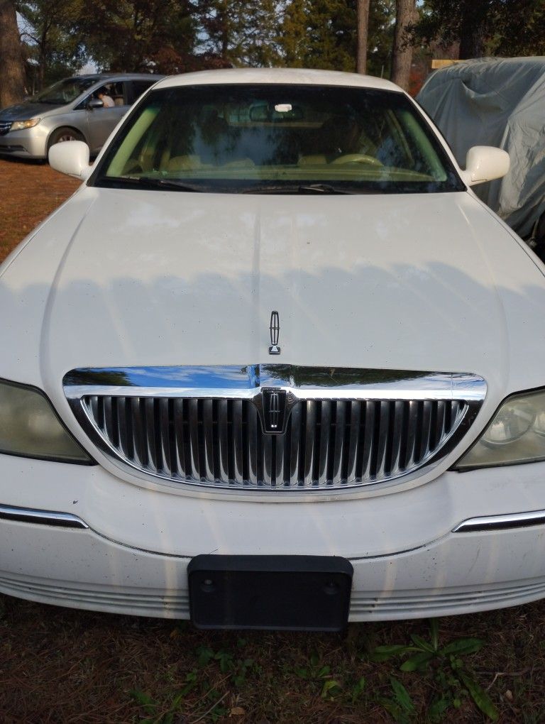 2007 Lincoln Town Car