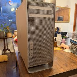 Classic Mac Pro 5,1 Mid 2012 / 12-Core / RX 580 / 64GB / 2TB SSD / Titan Ridge. $575.00 OBO