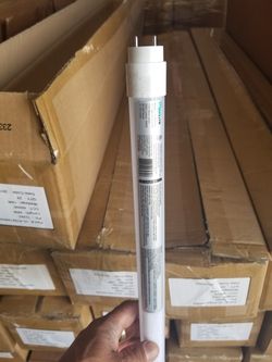 4 FT LED LAMP