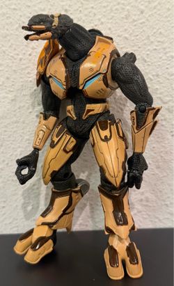 Vintage McFarlane Toys Halo 3 Combat Elite Tan Action Figure