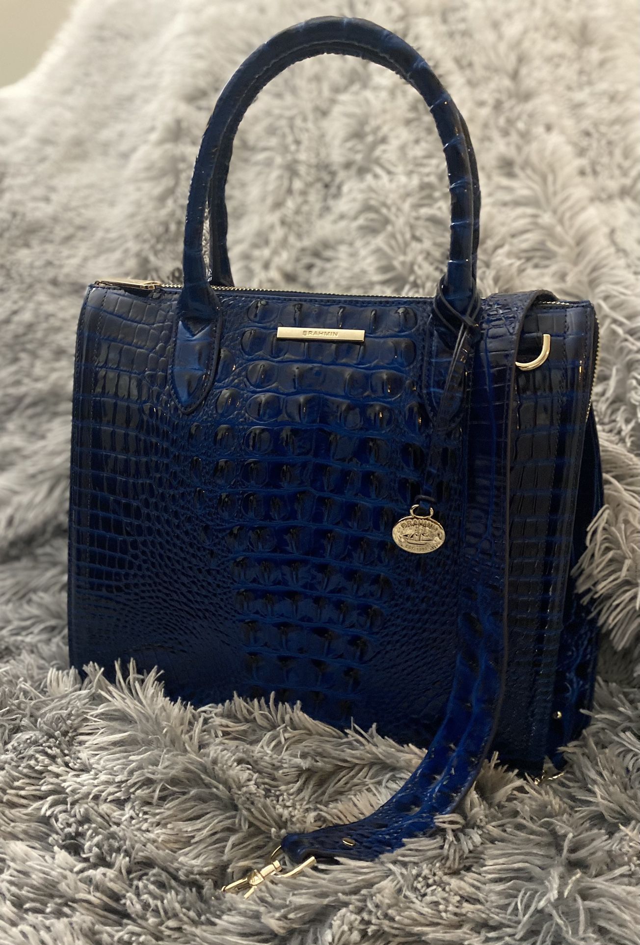 Brahmin Handbag in Sapphire for Sale in Las Vegas, NV - OfferUp