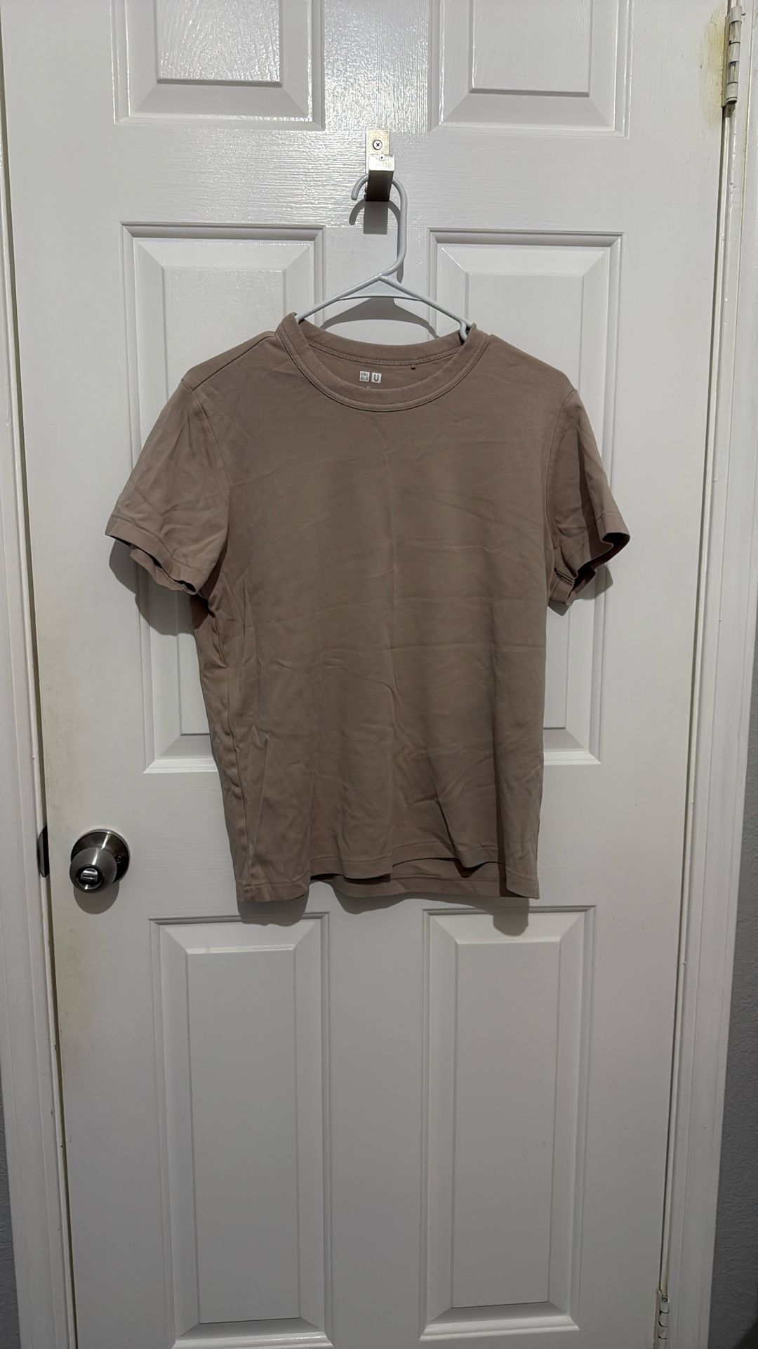 Women Tshirt Uniqlo Size XL