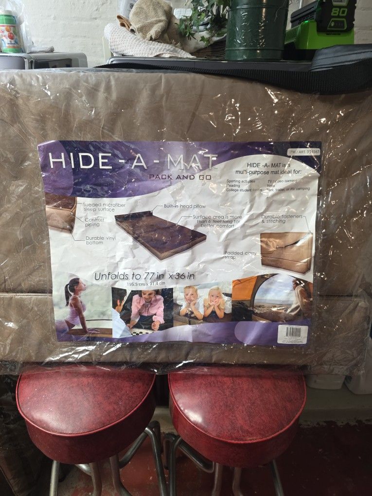 Hide-A-Mat