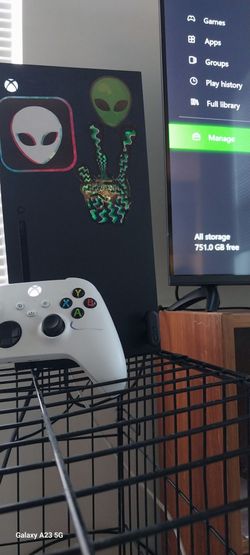 Xbox Series X 1TB with 1 controller