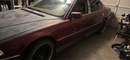 BMW 740i
