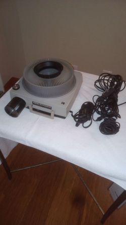 Vintage KODAK Ektagraphic Carousel  Slide Projector Model AF-2