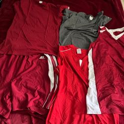 new bundle Men’s Russell shirts and shorts size xxl 