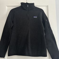 Patagonia Women’s Better Sweater Half Zip Size Small