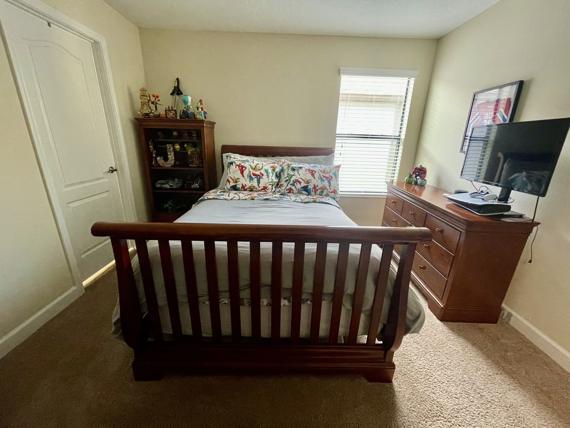 Youth Bedroom Set (Crib To Full Bed)