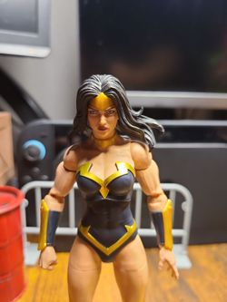 Hasbro Marvel Legends Power Princess Used Action Figure Squadron Supreme