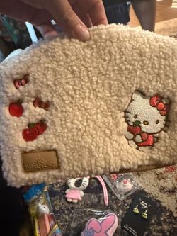 Hello Kitty Make up ✨ bundle
